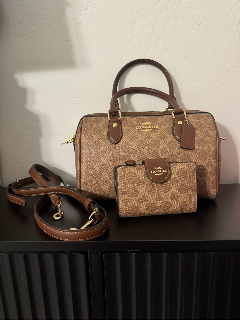 Coach Brown Signature Rowan Satchel Bag with Matching Wallet - Picture 1 of 12
